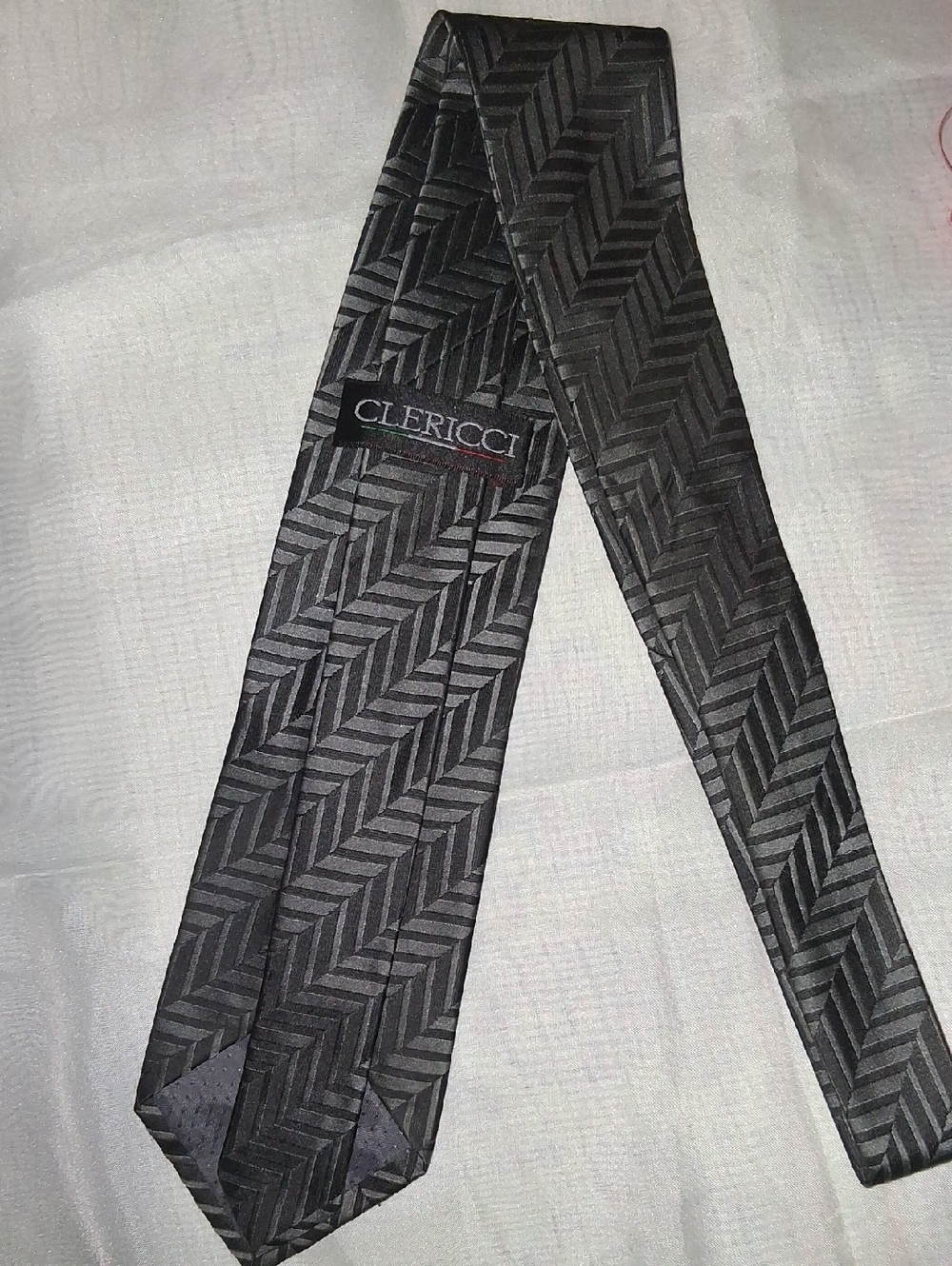 Men's Black Chevron Pattern Silk Tie
